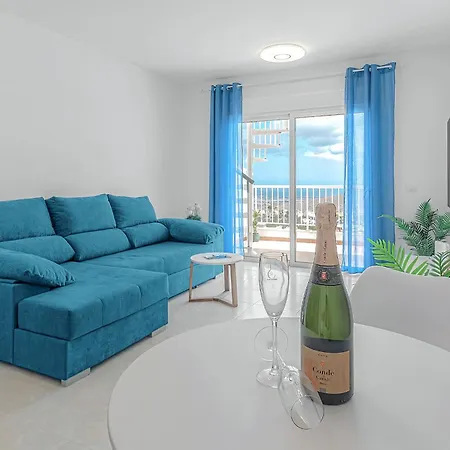Blue With One Bedroom, Wifi And Amazing View Apartment Chayofa